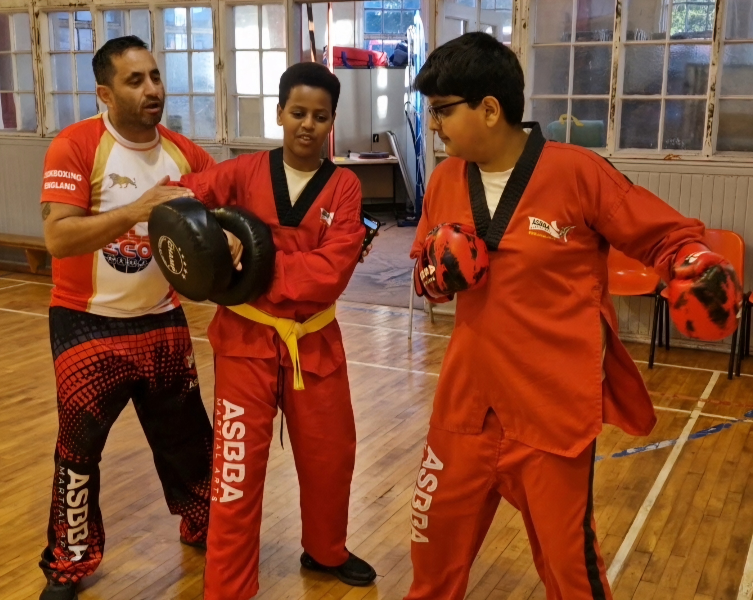 📢 Put Down the Phone & Step Into Action with ASBBA Martial Arts in Bartley Green and Winson Green! 🥋🔥